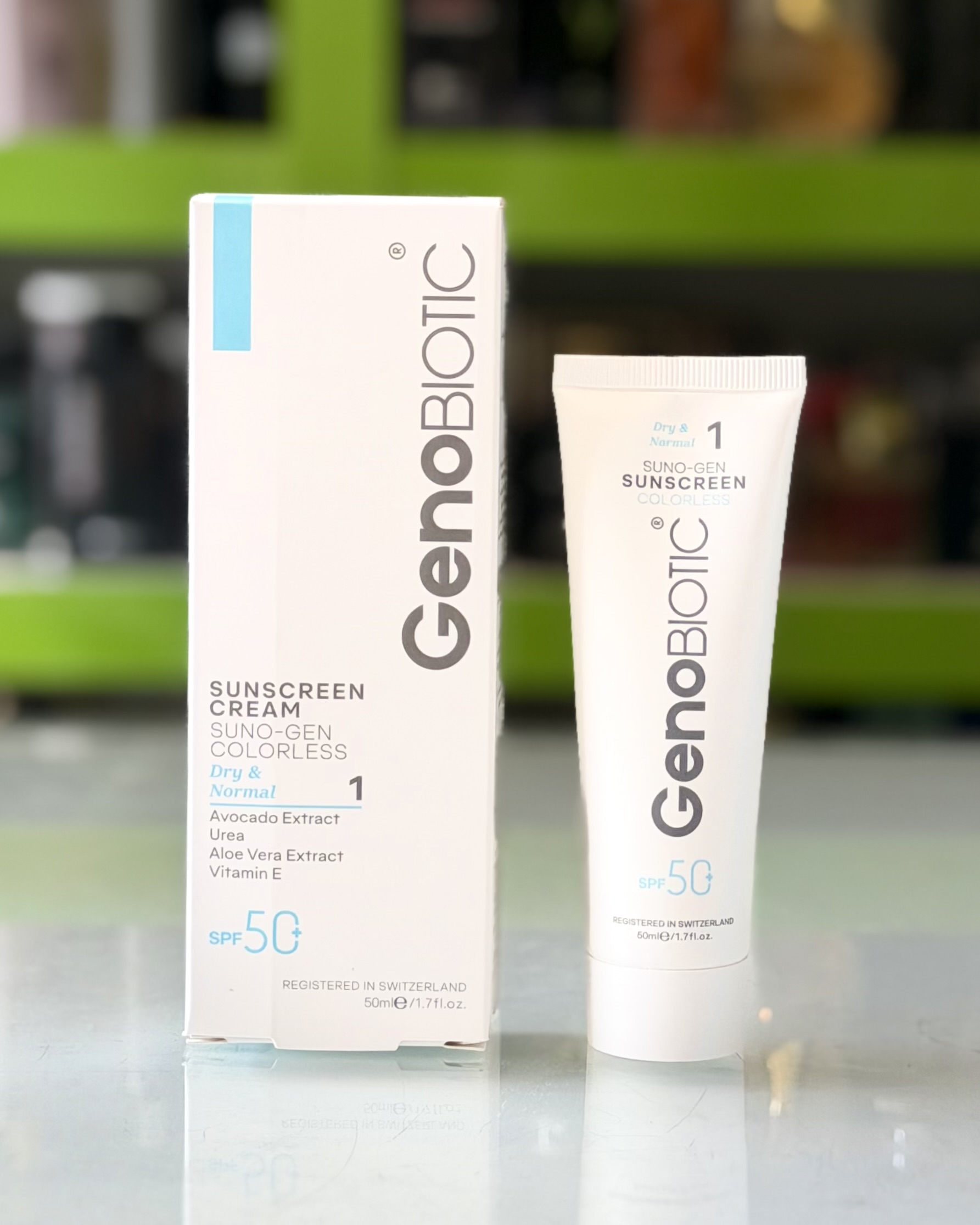 کرم ضدآفتاب بی رنگ ژنوبایوتیک پوست خشک و معمولی SPF50
