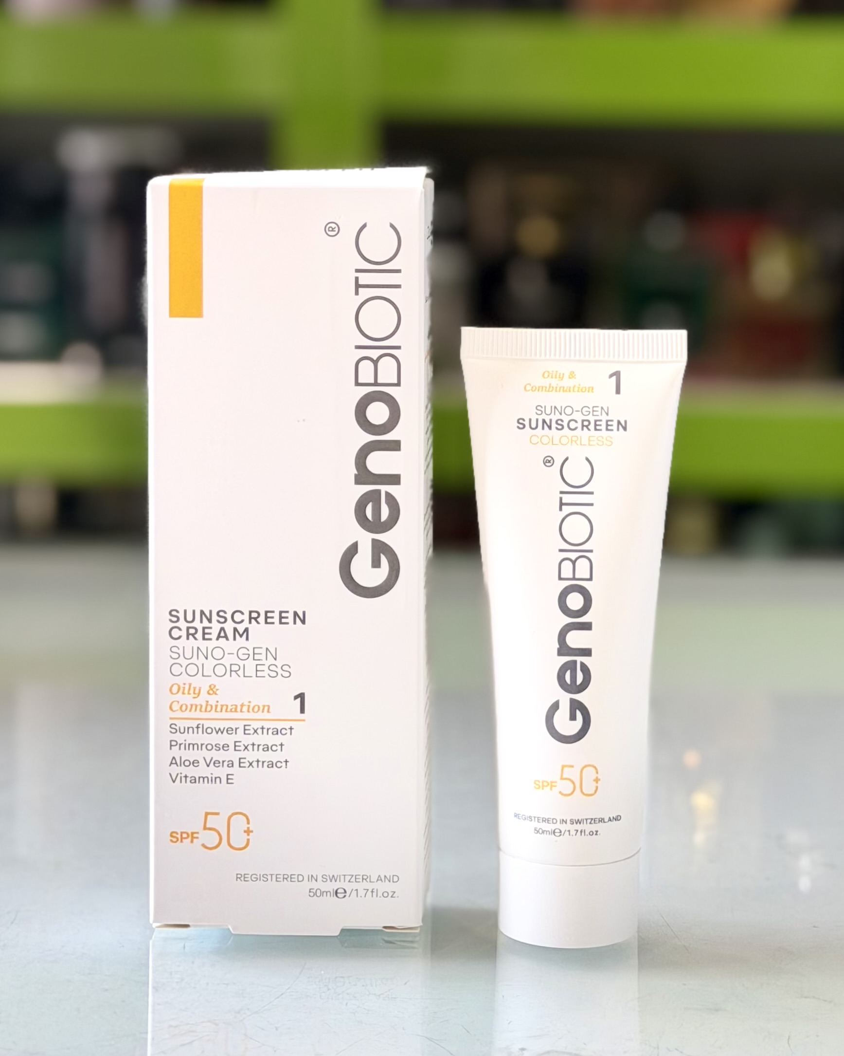 کرم ضدآفتاب بی‌رنگ ژنوبایوتیک پوست چرب و مختلط SPF50