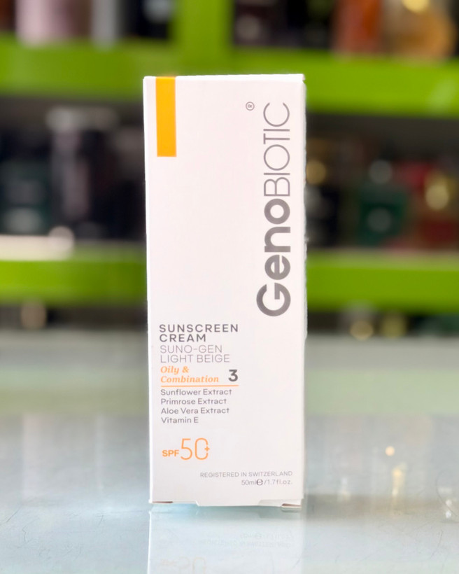 کرم ضدآفتاب رنگی ژنوبایوتیک پوست چرب و مختلط SPF50 - بژ روشن